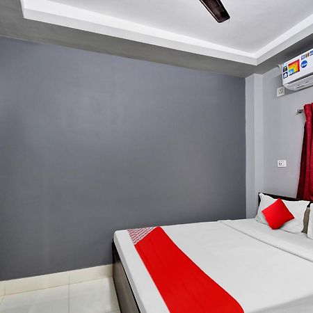 Super Hotel O Royal Empire Kalküta Dış mekan fotoğraf