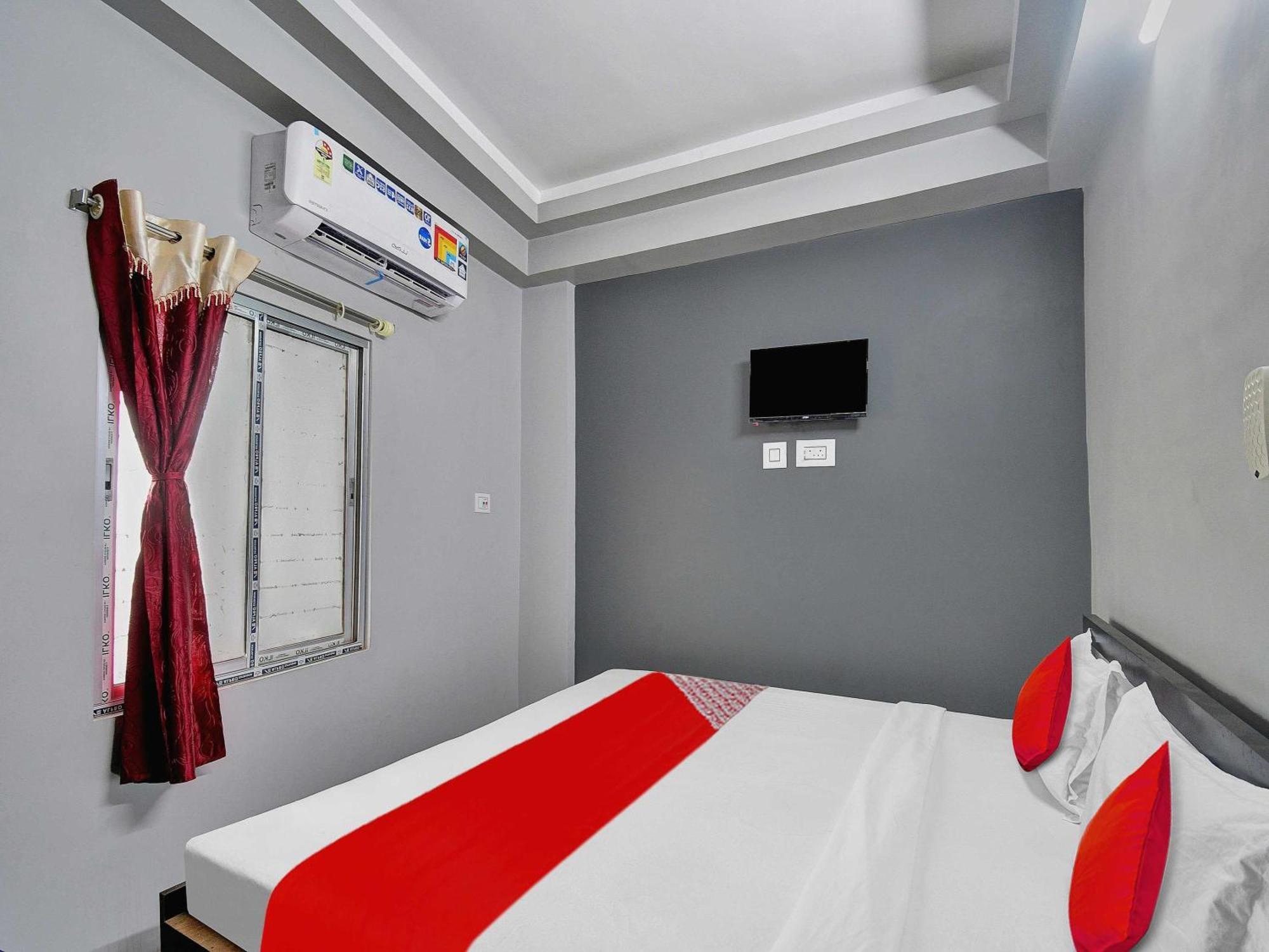 Super Hotel O Royal Empire Kalküta Dış mekan fotoğraf