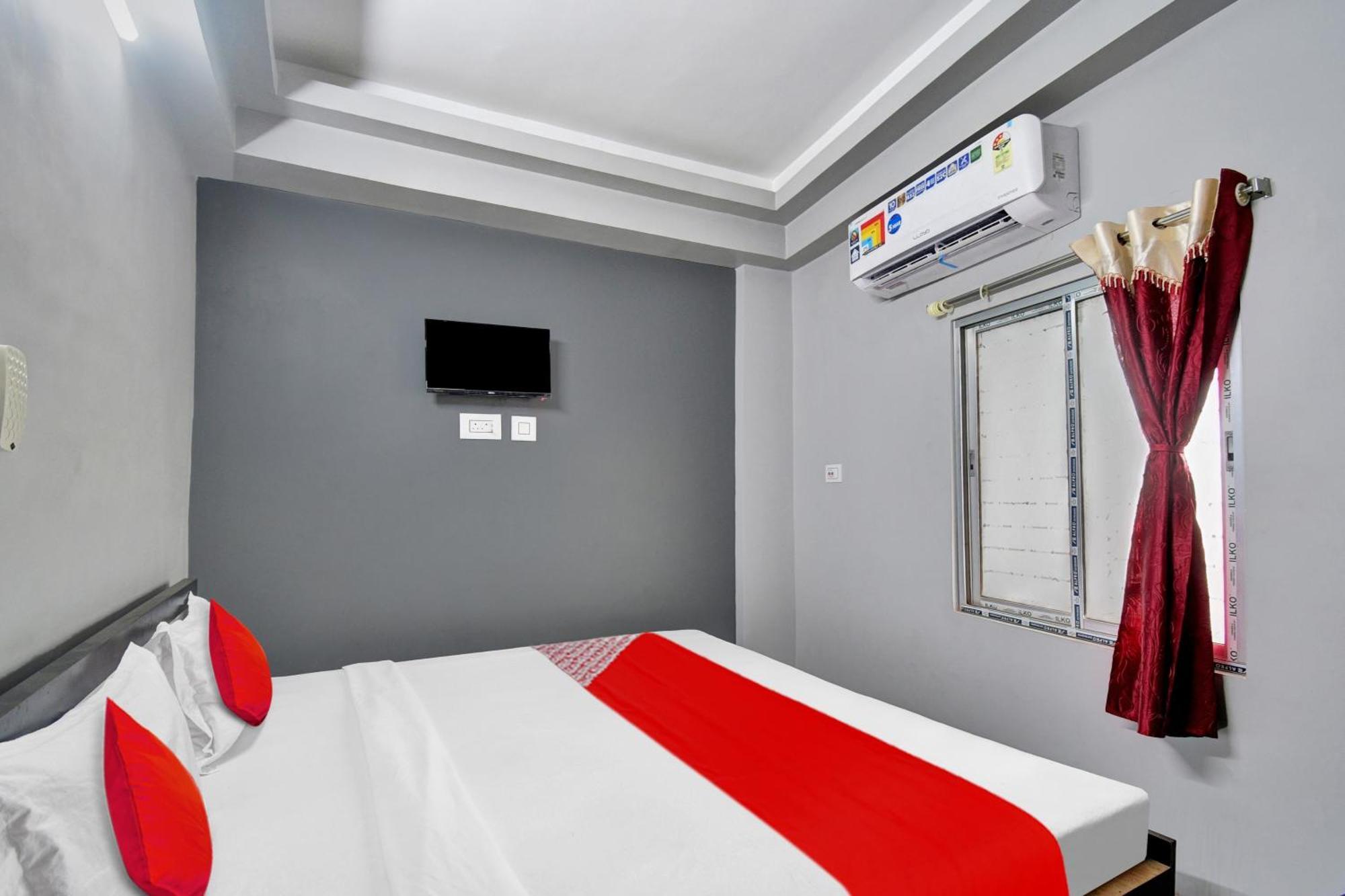 Super Hotel O Royal Empire Kalküta Dış mekan fotoğraf